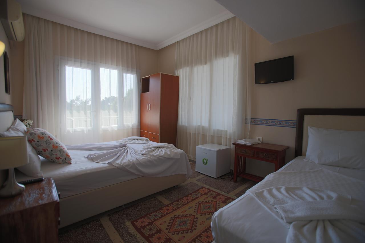 Tunc Hotel Ayvalı Buitenkant foto